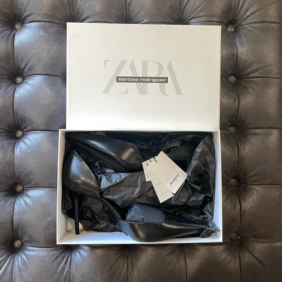 NWT Narciso Rodriguez x ZARA Pointed Toe Black Heels | Never Worn + Original Box - Picture 8 of 8
